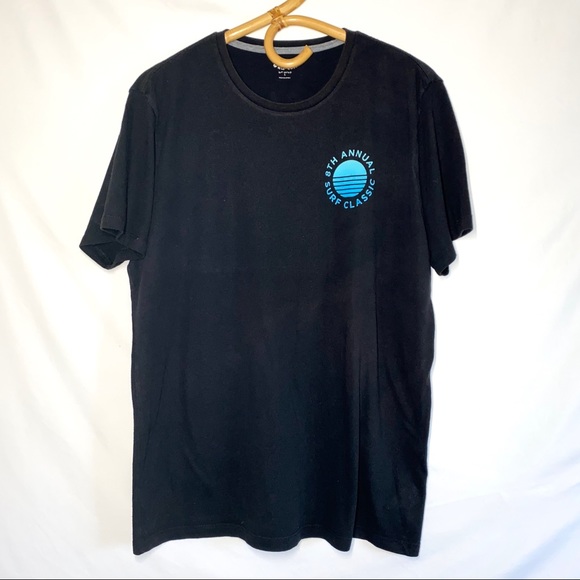 Old Navy Short Sleeve Graphic T-Shirt - Picture 1 of 5